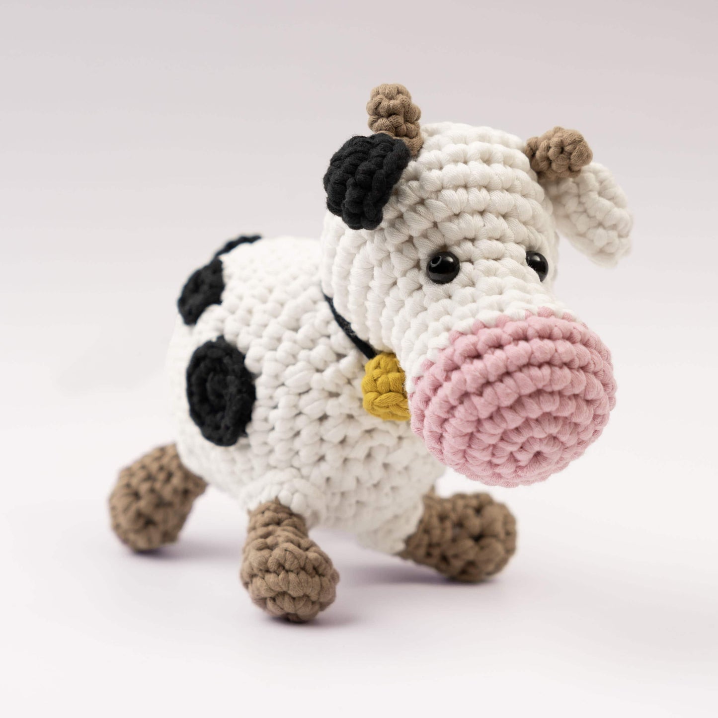 Callie The Cow - Farmhouse Amigurumi Crochet Kit for Beginners