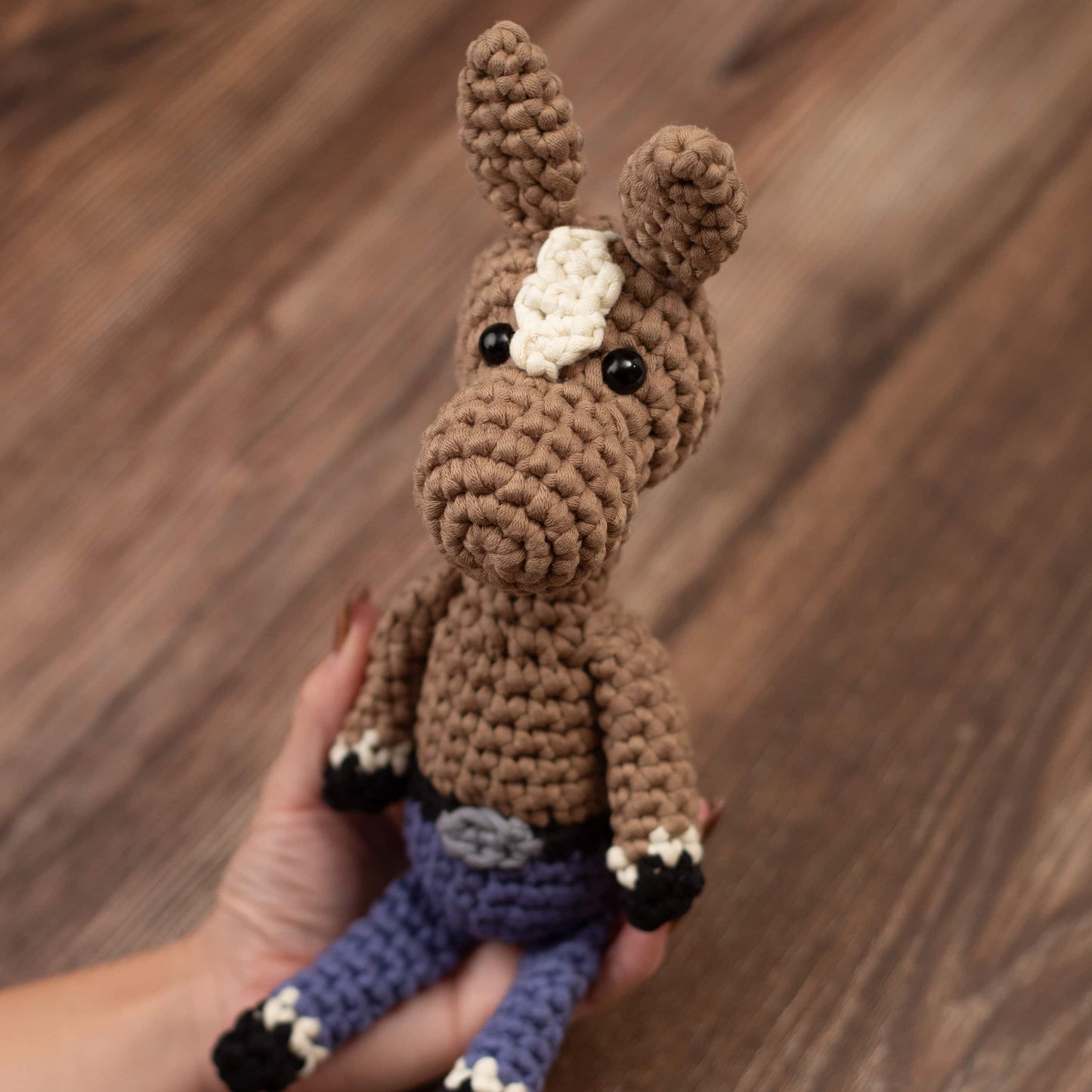 Harvey the Horse - Farmhouse Amigurumi Crochet Kit for Beginners