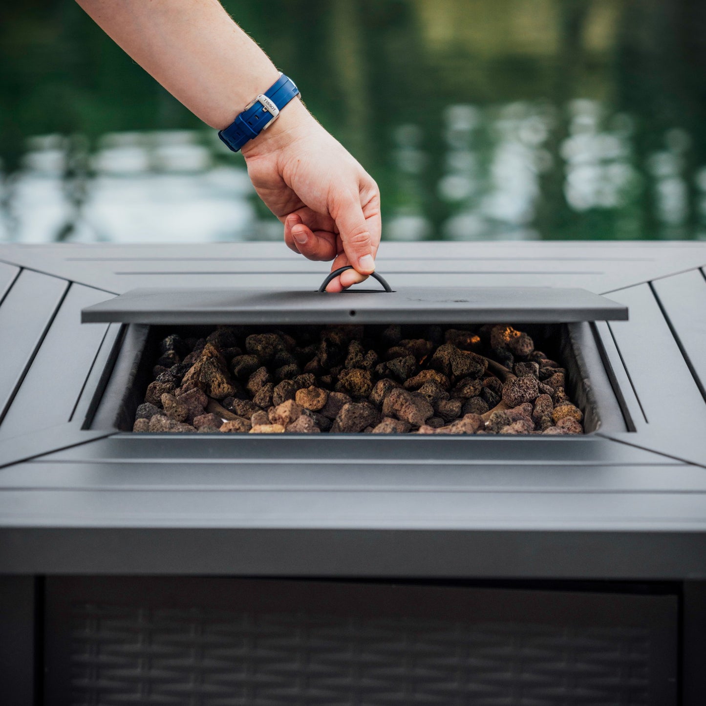 Propane Fire Pit Table for Outside with Lava Rocks